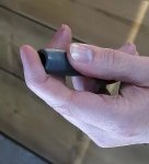 Puoliksi suljettu putken pää